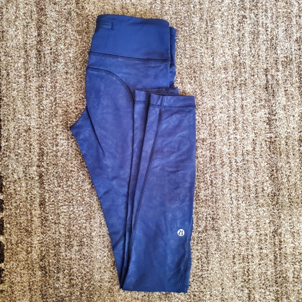 *Rare* EUC Lululemon Speed Tight Luxtreme Paisley